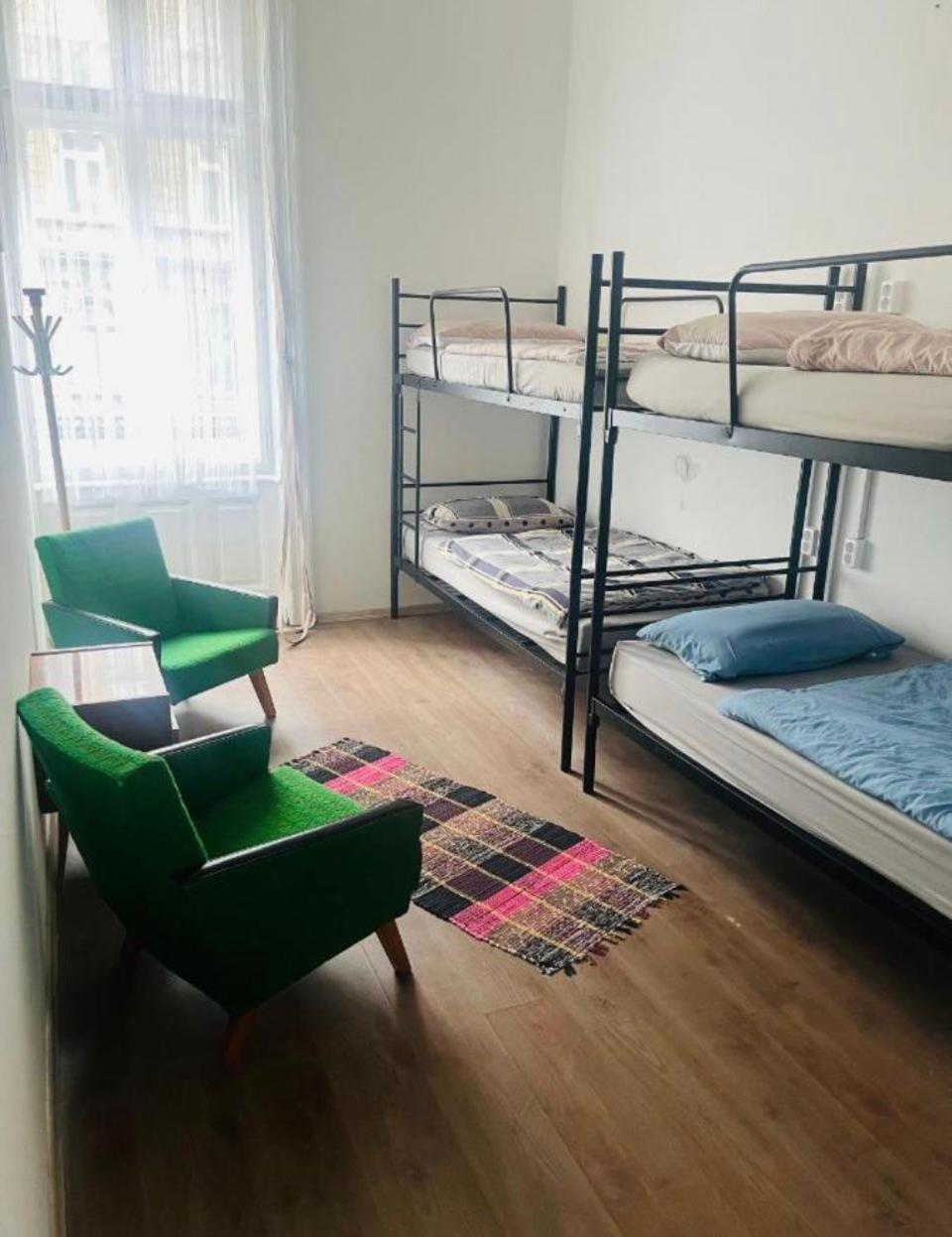 Doxie Rooms And Beds Budapest Exterior foto